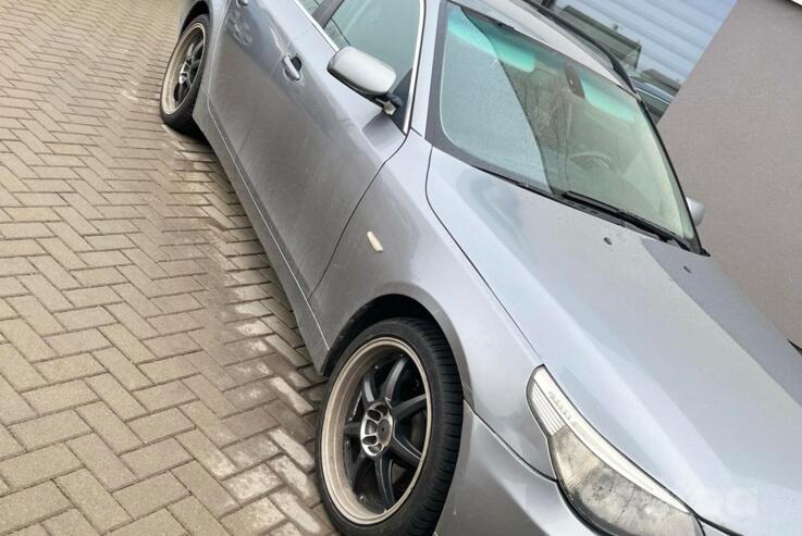 BMW 5 Series E60/E61 Touring wagon
