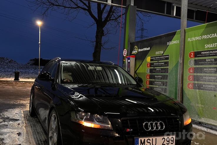 Audi A4 B8/8K wagon 5-doors