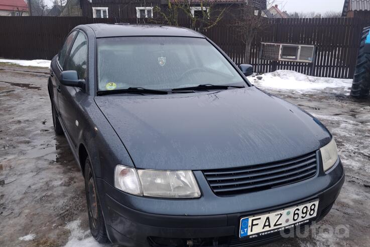 Volkswagen Passat B5 Sedan 4-doors