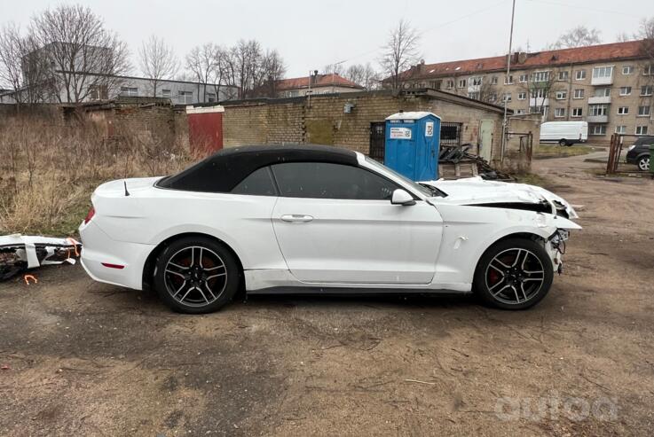 Ford Mustang 6 generation Cabriolet