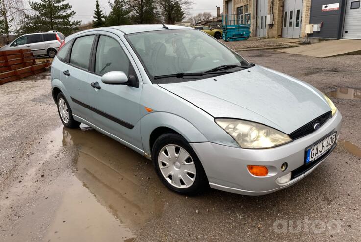 Ford Focus 1 generation Hatchback 5-doors