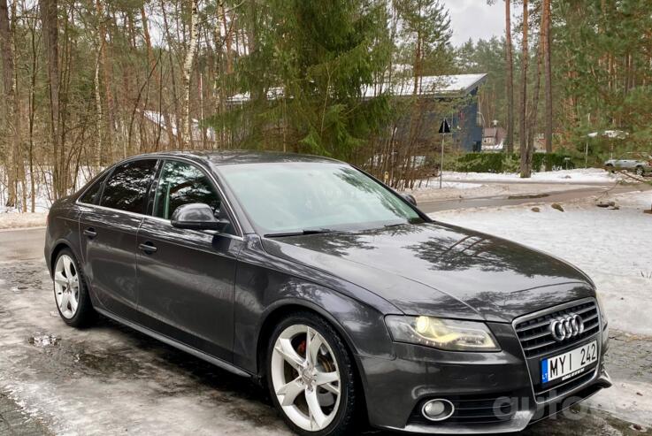 Audi A4 B8/8K Sedan 4-doors
