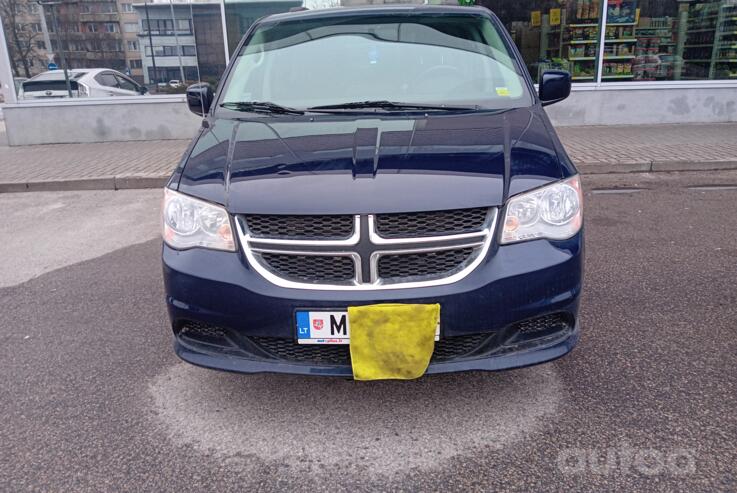 Dodge Caravan 5 generation [restyling] Grand minivan