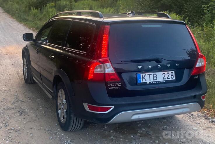 Volvo XC70 3 generation wagon