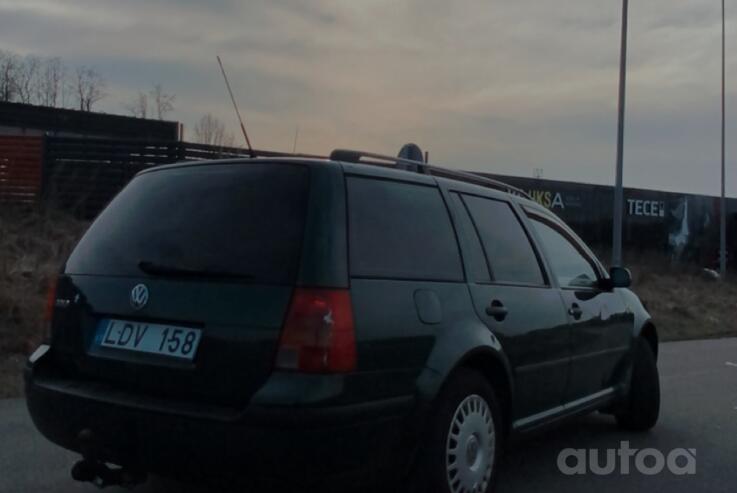 Volkswagen Golf 4 generation wagon