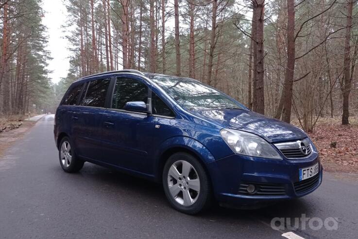 Opel Zafira B Minivan 5-doors