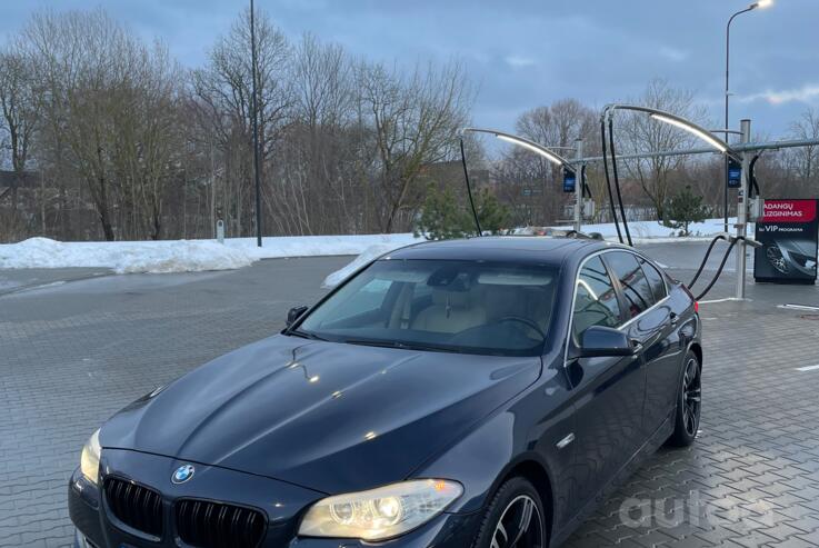 BMW 5 Series F07/F10/F11 Sedan