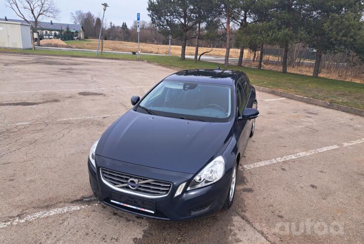 Volvo V60 1 generation wagon