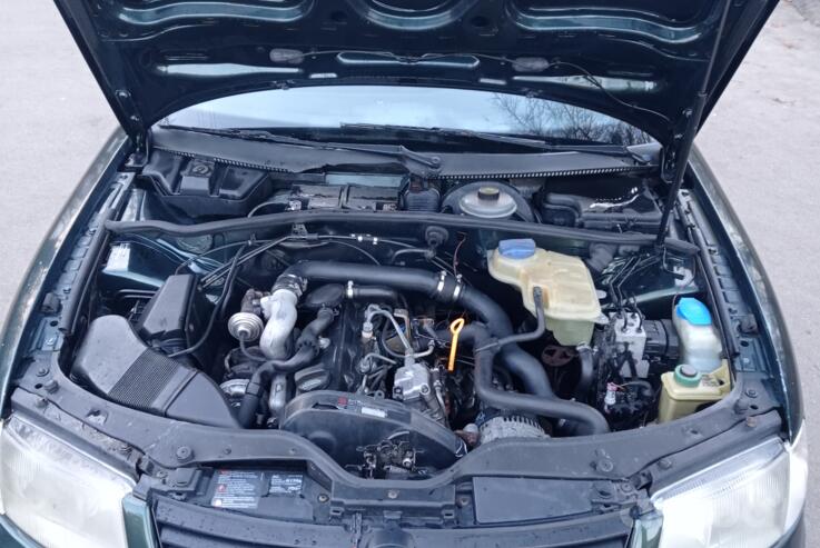 Volkswagen Passat B5 Sedan 4-doors