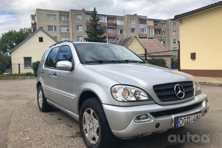 Mercedes-Benz M-Class W163 Crossover 5-doors