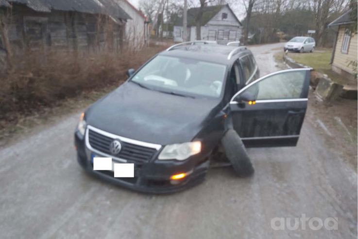 Volkswagen Passat B6 wagon 5-doors