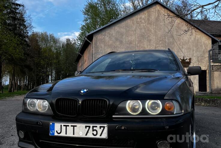 BMW 5 Series E39 Touring wagon