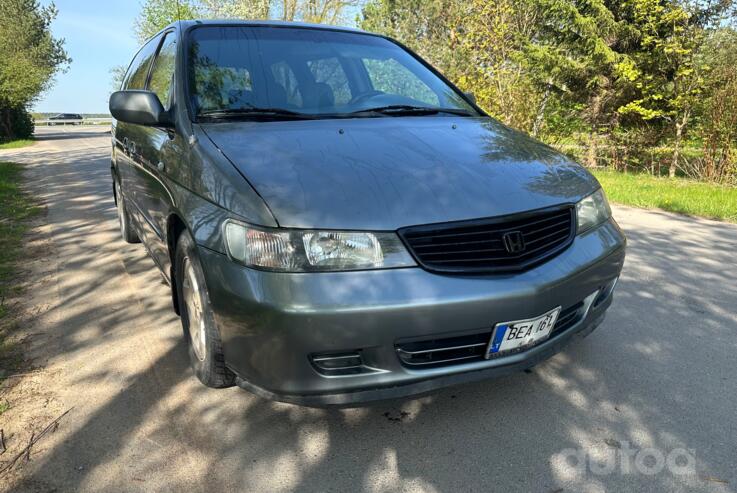 Honda Odyssey 2 generation Minivan 5-doors