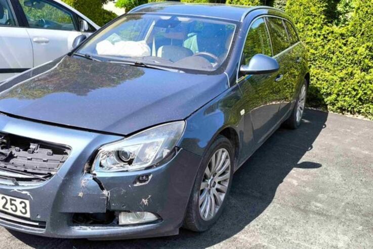 Opel Insignia A Sports Tourer wagon 5-doors