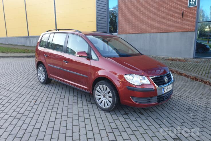Volkswagen Touran 1 generation [restyling] Minivan 5-doors