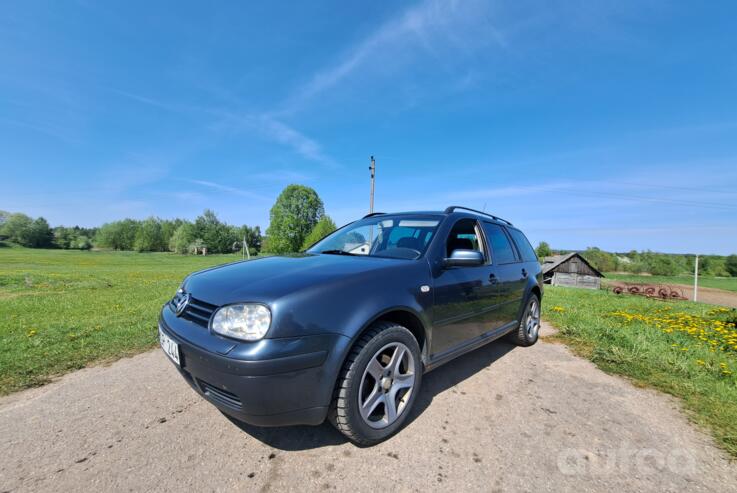 Volkswagen Golf 4 generation wagon