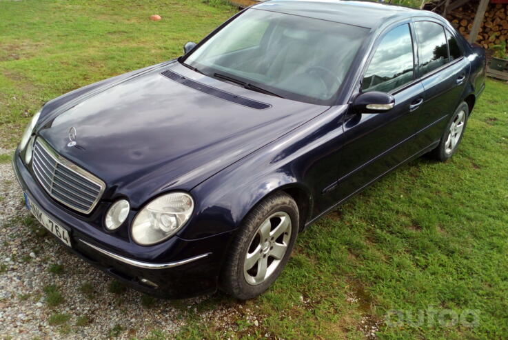 Mercedes-Benz E-Class W211 Sedan