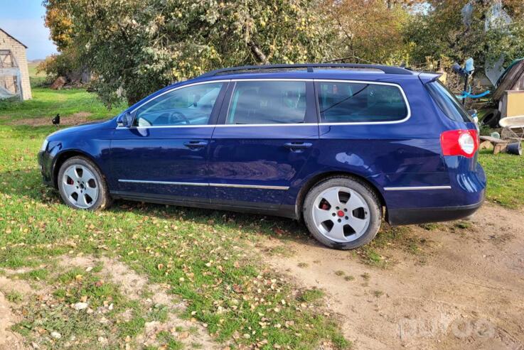 Volkswagen Passat B6 wagon 5-doors