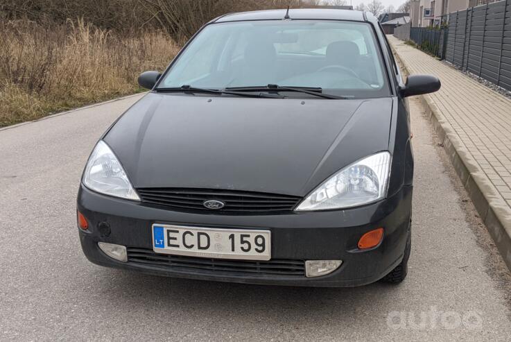 Ford Focus (North America) 1 generation Hatchback 3 doors