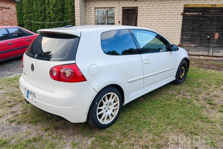 Volkswagen Golf GTI 5 generation