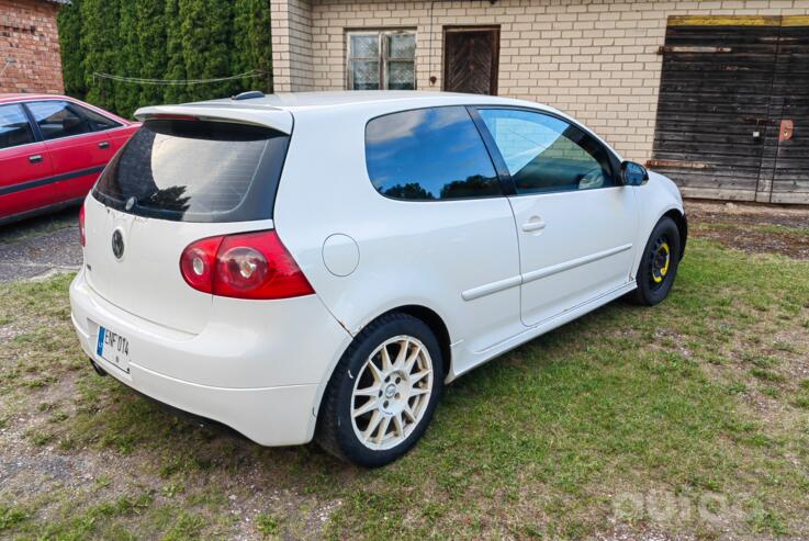 Volkswagen Golf GTI 5 generation