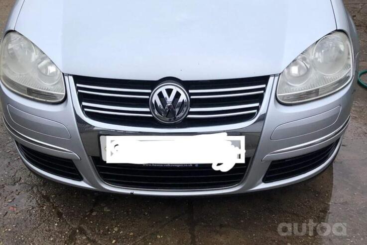 Volkswagen Jetta 5 generation Sedan 4-doors