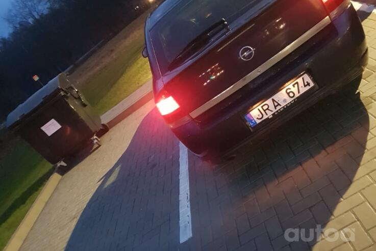 Opel Vectra C GTS hatchback