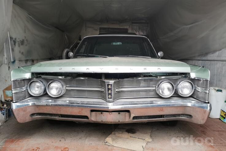 Chrysler New Yorker 7 generation