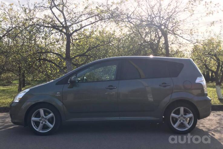 Toyota Corolla Verso 1 generation [restyling] Minivan