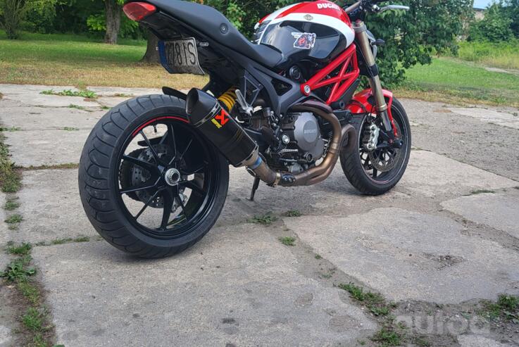 Ducati Monster