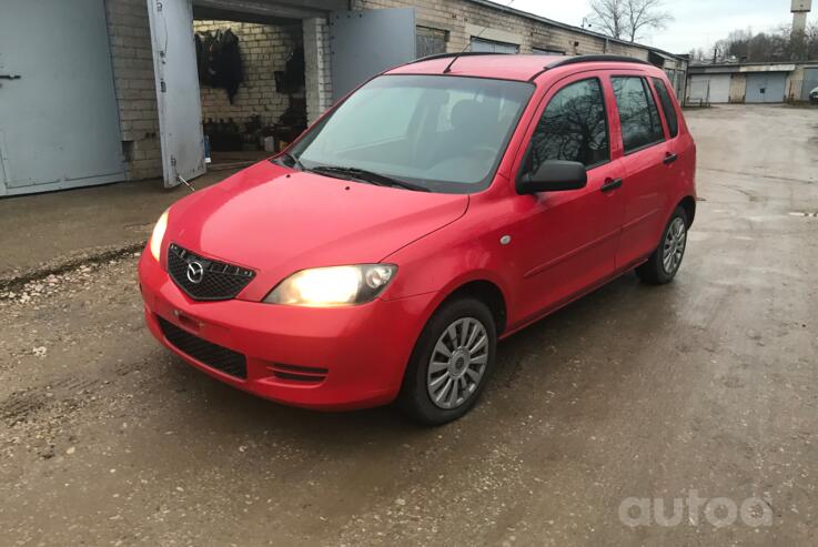 Mazda 2 DY Hatchback