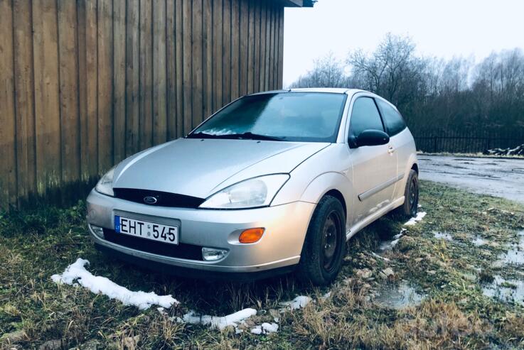 Ford Focus 1 generation Hatchback 3-doors