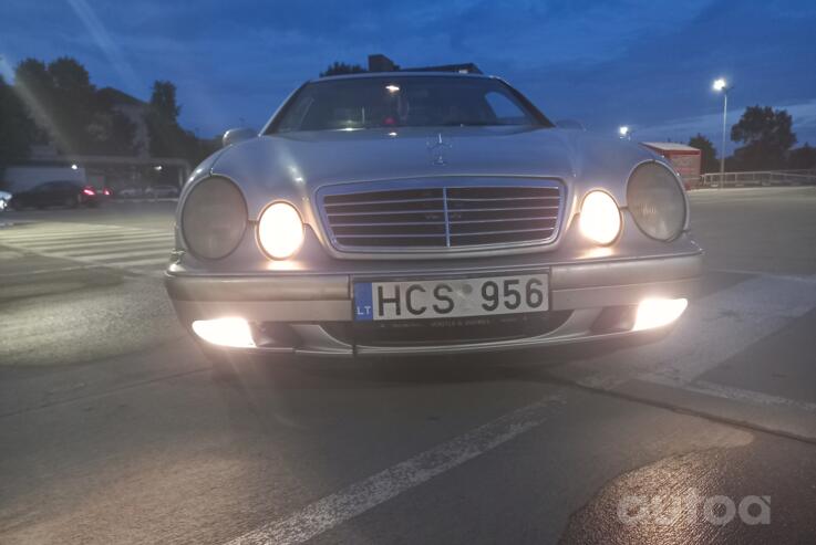 Mercedes-Benz CLK-Class C208 Coupe