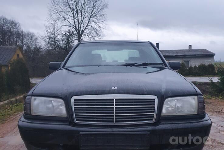 Mercedes-Benz C-Class W202/S202 Sedan