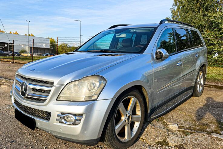 Mercedes-Benz GL-Class X164 SUV