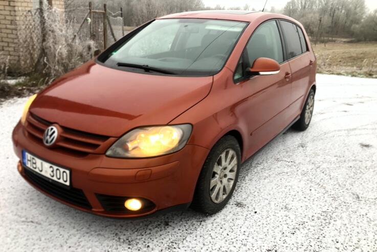 Volkswagen Golf Plus 1 generation