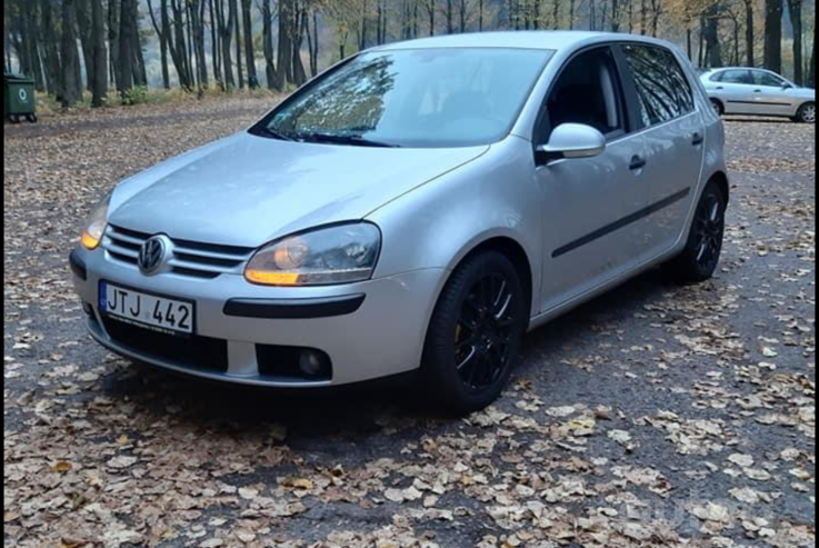 Volkswagen Golf 5 generation Hatchback 5-doors