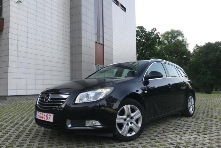 Opel Insignia A Sports Tourer wagon 5-doors