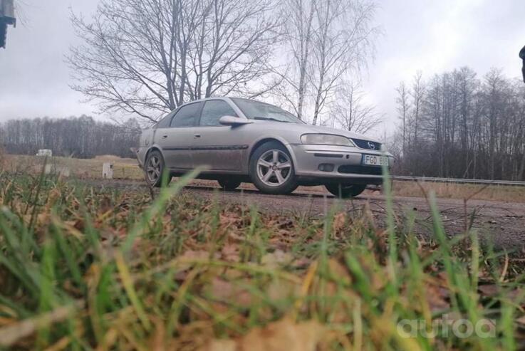 Opel Vectra B Hatchback