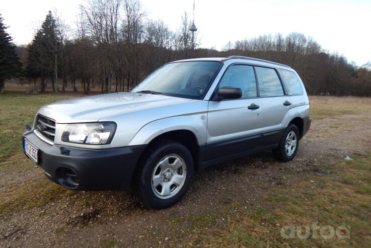 Subaru Forester 2 generation Cross Sports crossover 5-doors