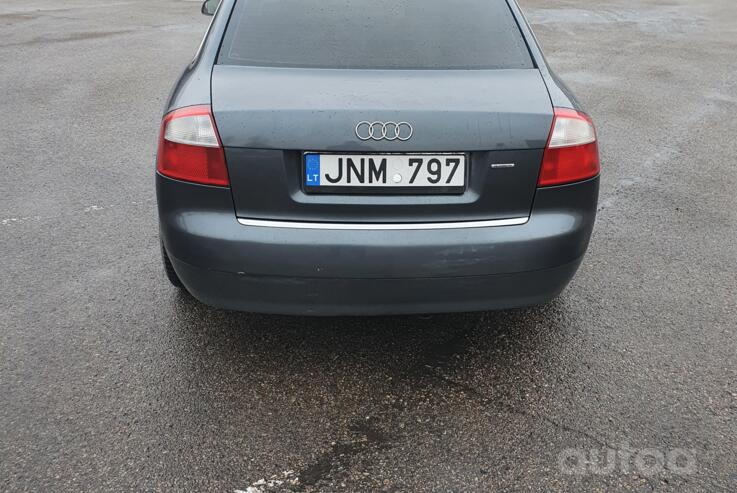 Audi A4 B6 Sedan