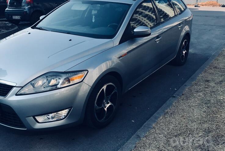 Ford Mondeo 4 generation wagon