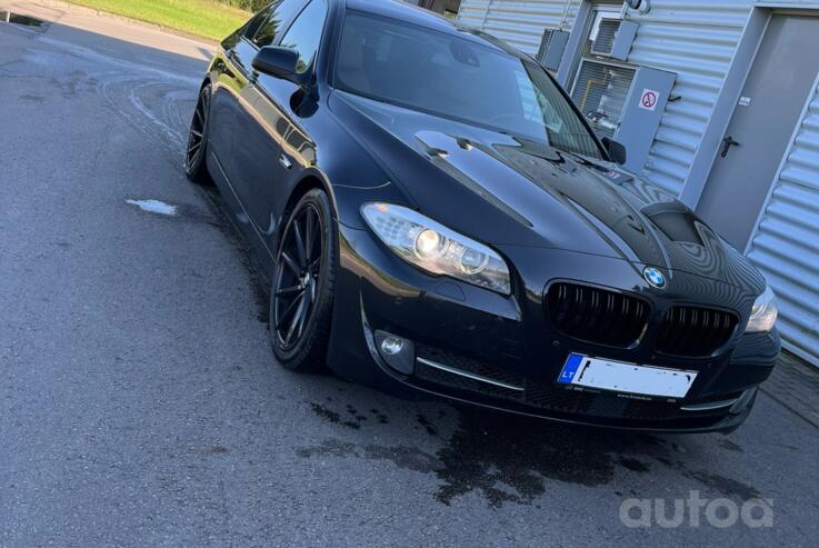 BMW 5 Series F07/F10/F11 Sedan