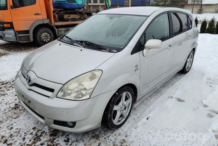 Toyota Corolla Verso 1 generation [restyling] Minivan