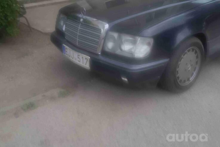 Mercedes-Benz W124