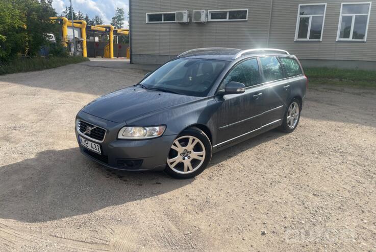 Volvo V50 1 generation [restyling]