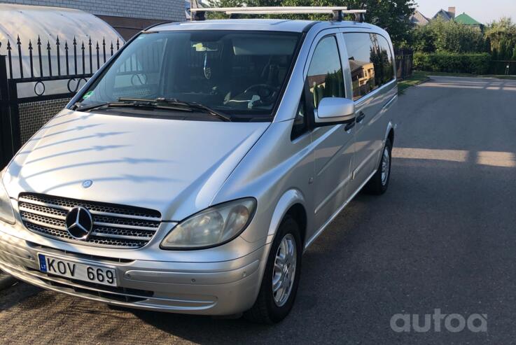 Mercedes-Benz Vito W639 Minivan 4-doors