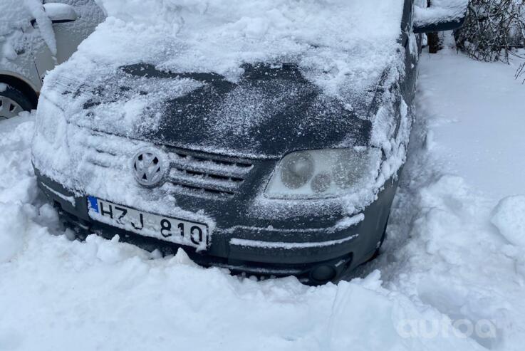 Volkswagen Caddy 3 generation Minivan 4-doors