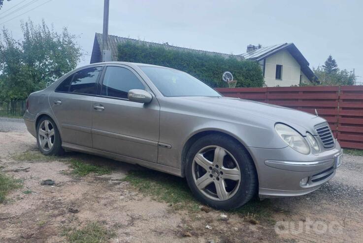 Mercedes-Benz E-Class W211 Sedan