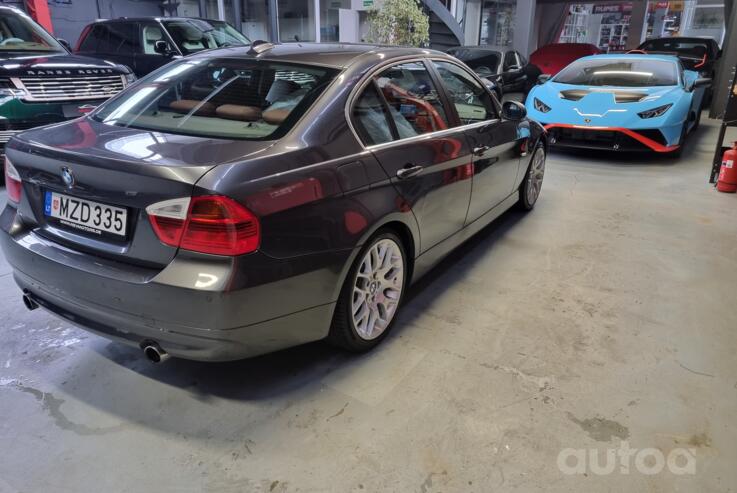 BMW 3 Series E90/E91/E92/E93 Sedan